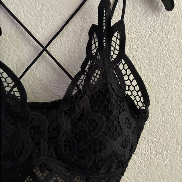 Bohemian Black Lace Cropped Bralette M - Picture 6 of 9